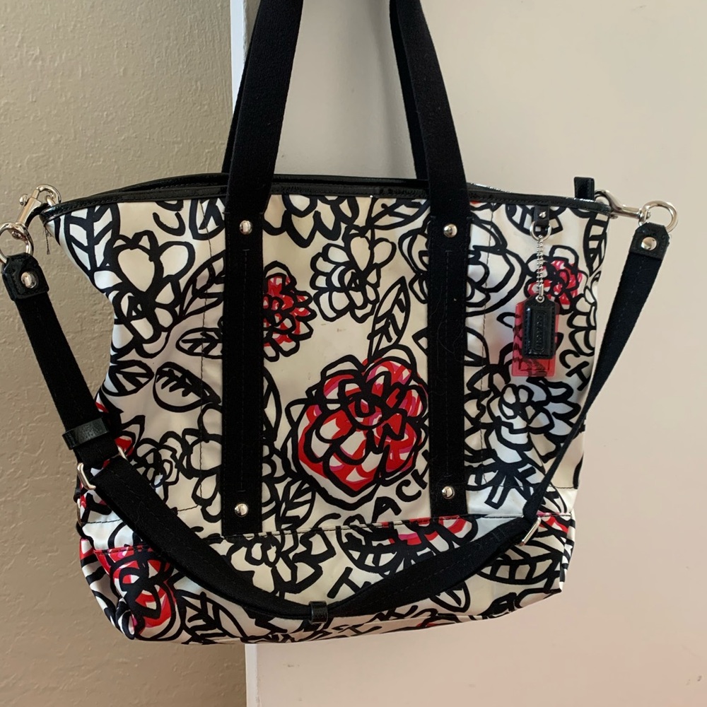 XL Coach Poppy Daisy Graffiti Tote- RARE!!!